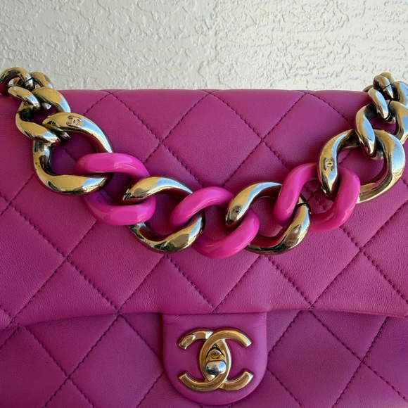 CHANEL Elegant Chain Single Flap Pink Leather Lambskin Shoulder Bag - Picture 2 of 11